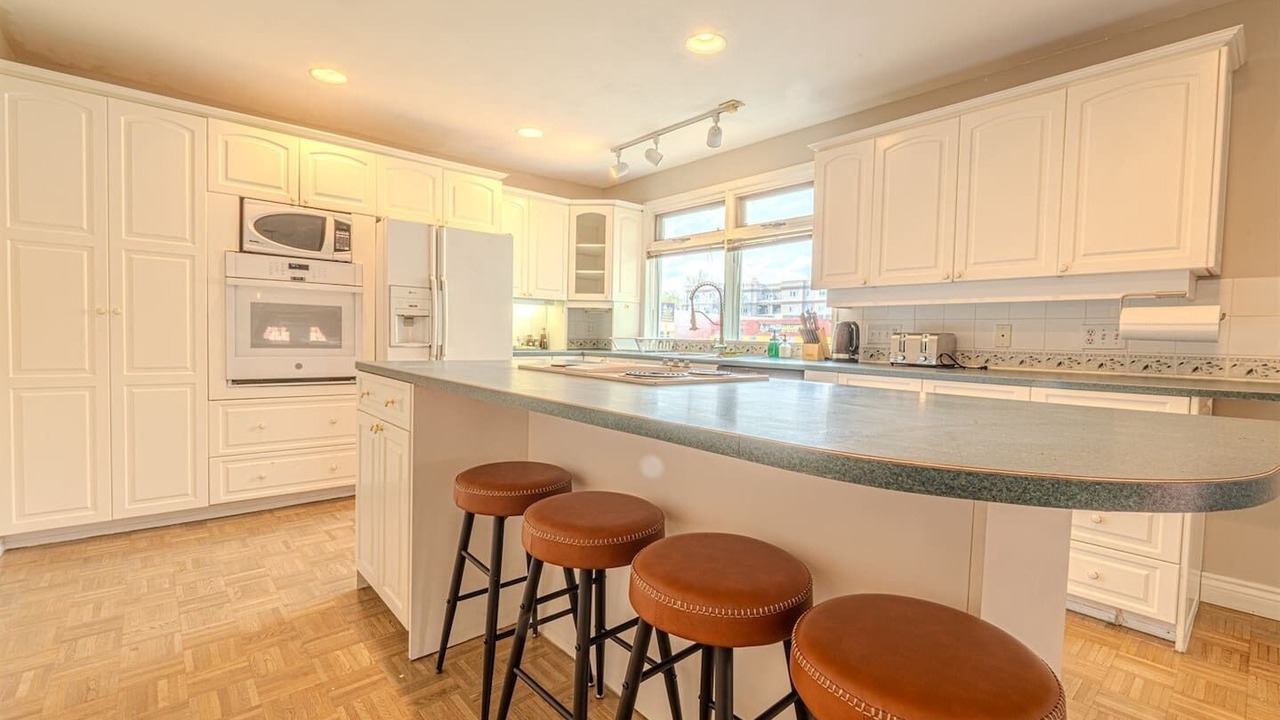 Photo of Kitchen in Crescent Heights