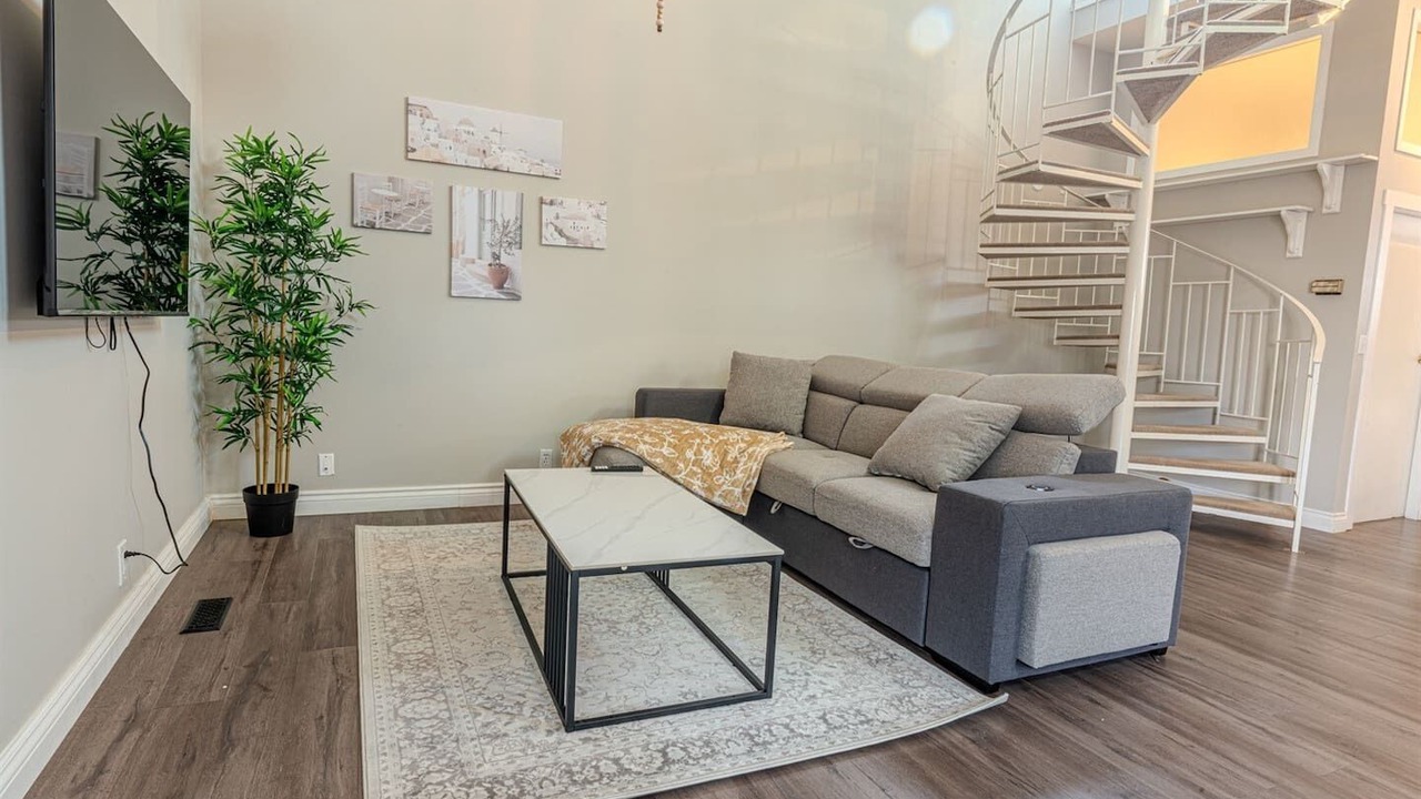 Photo of Others in Crescent Heights