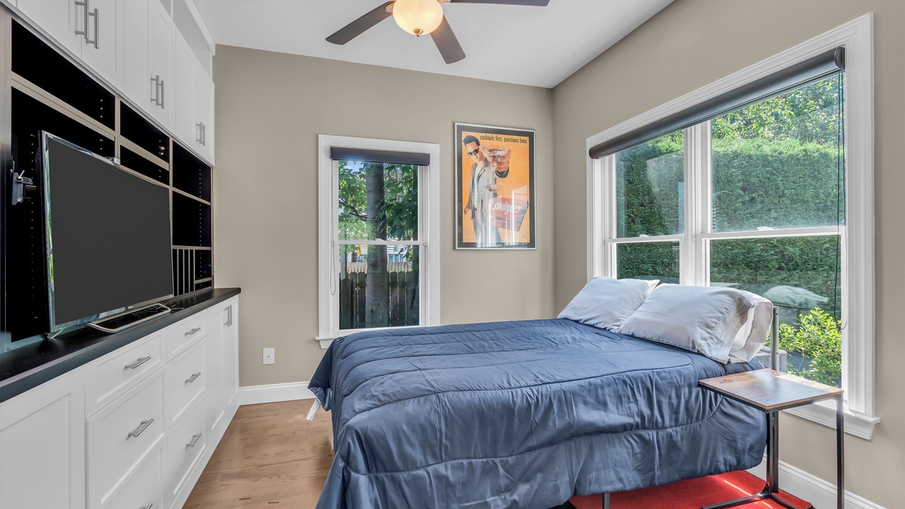 Photo of Others in Wall