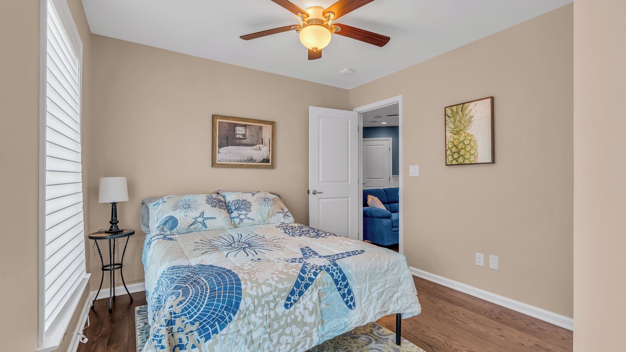 Photo of Others in Wall