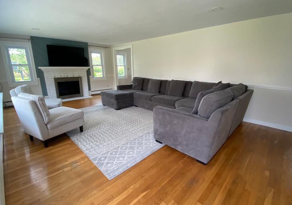 Photo of Livingroom in Greenbush