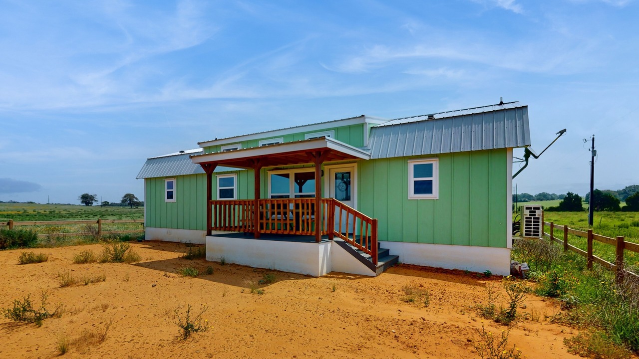 Photo of Outdoor in Paige