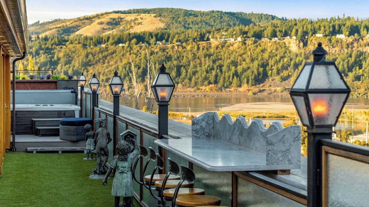 Photo of Others in Hood River