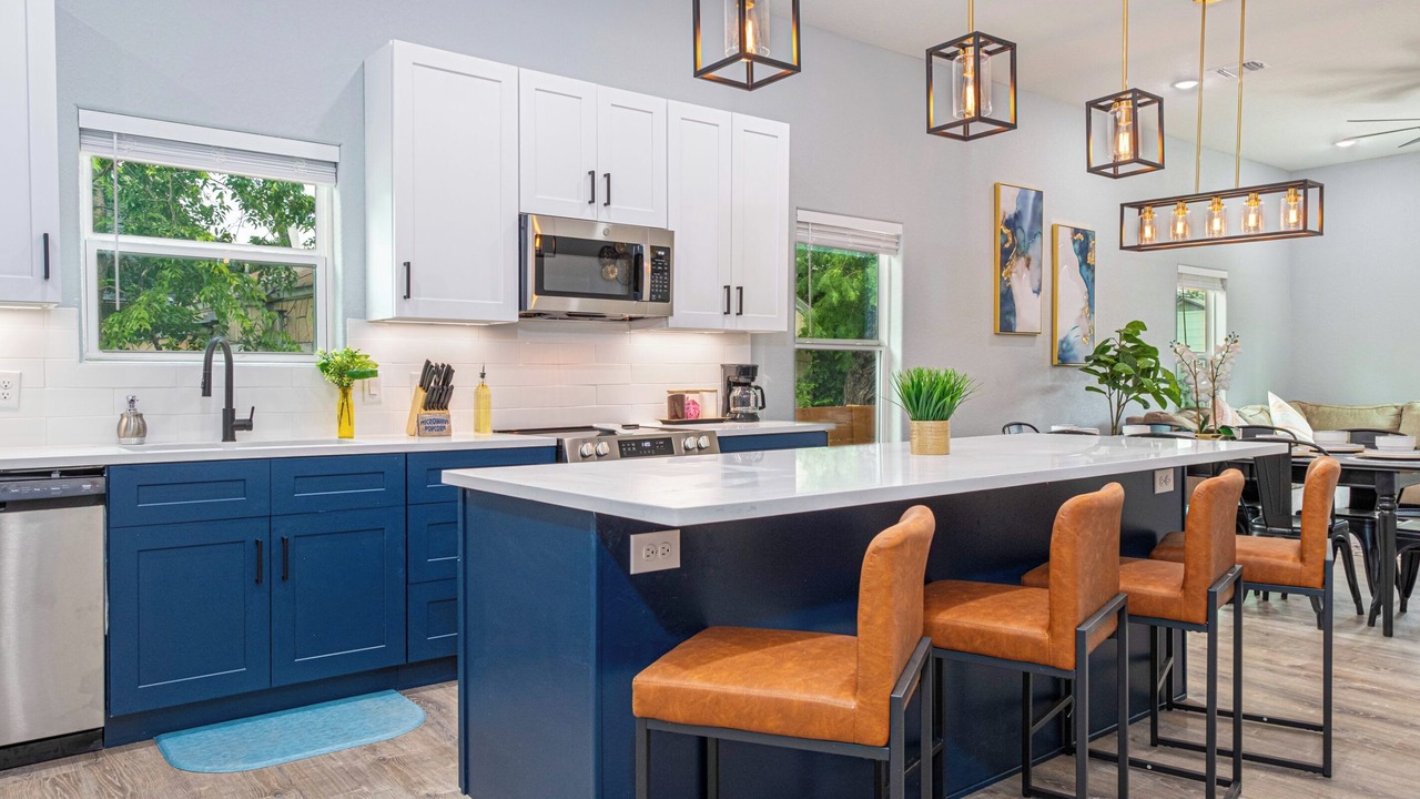 Photo of Kitchen in Historic Garderns