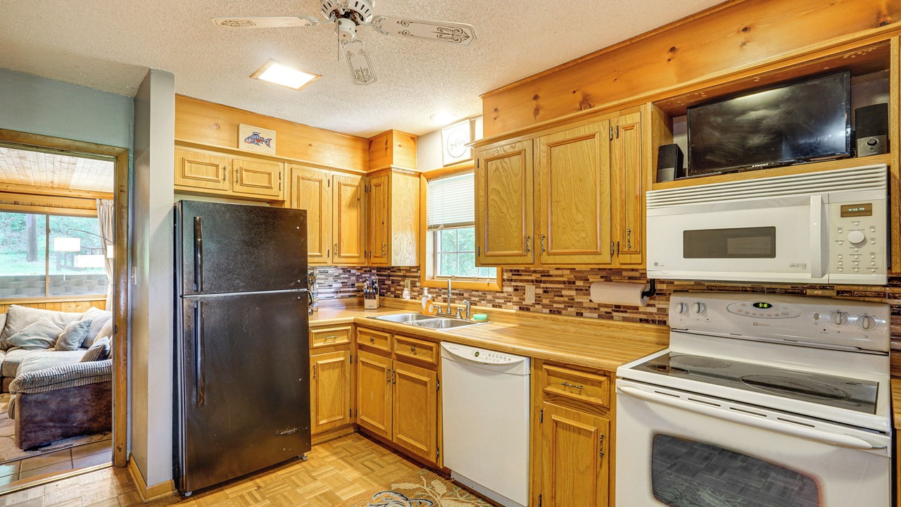 Photo of Kitchen in Camdenton