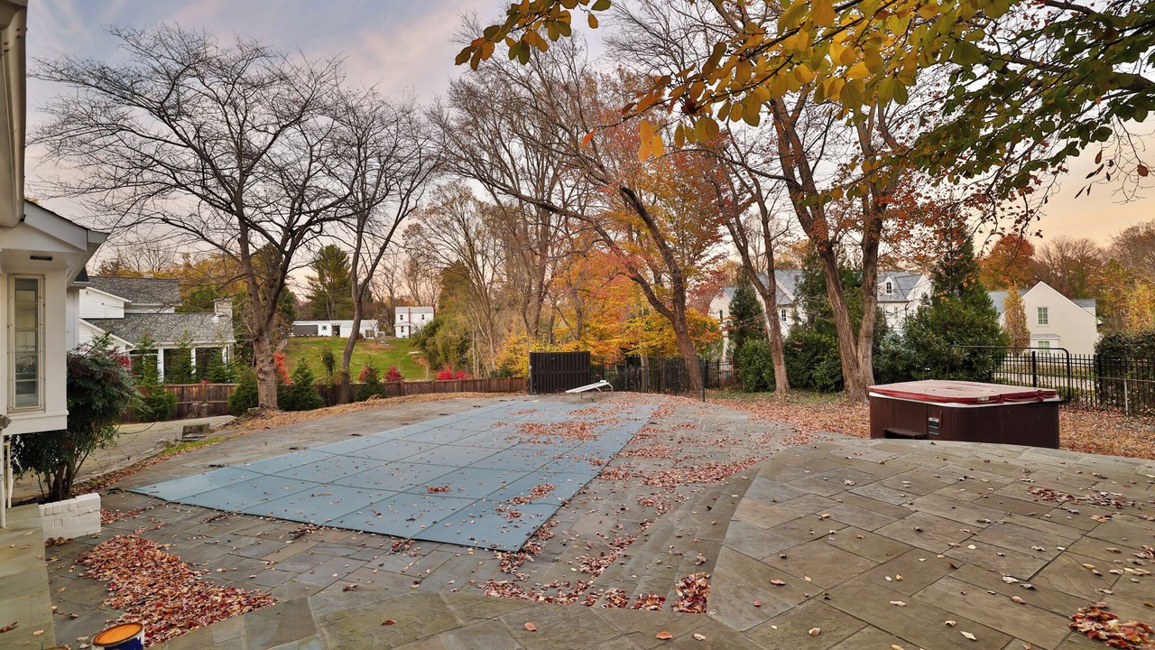 Photo of Outdoor in McLean