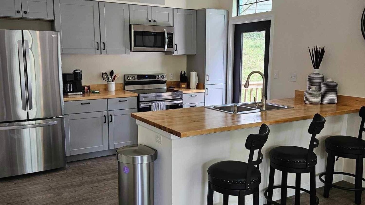 Photo of Kitchen in Pointblank