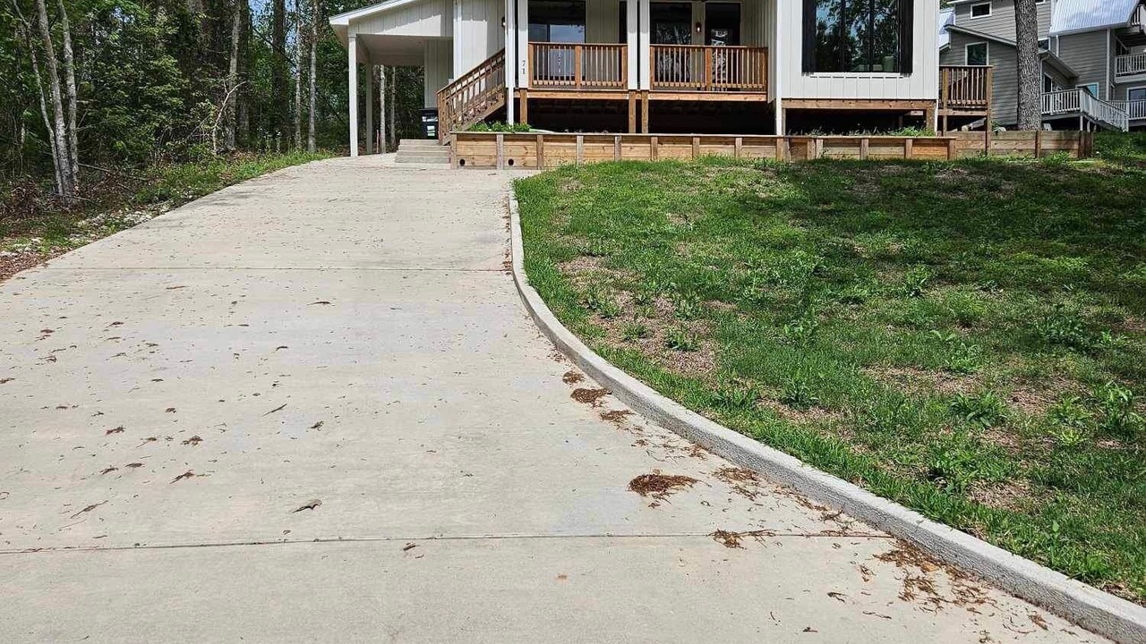Photo of Outdoor in Pointblank