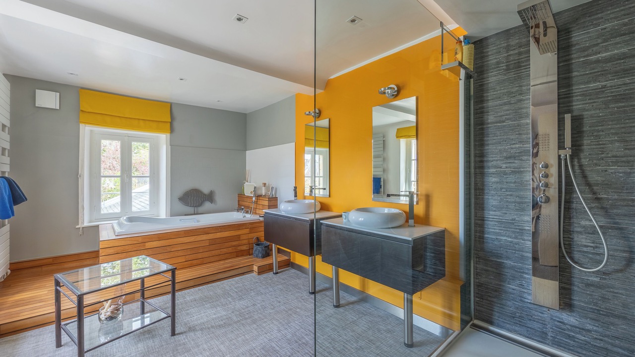 Photo of Others in Bayeux