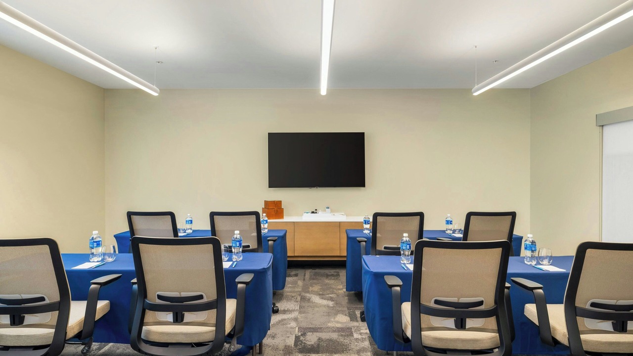 Photo of Others in Emerson