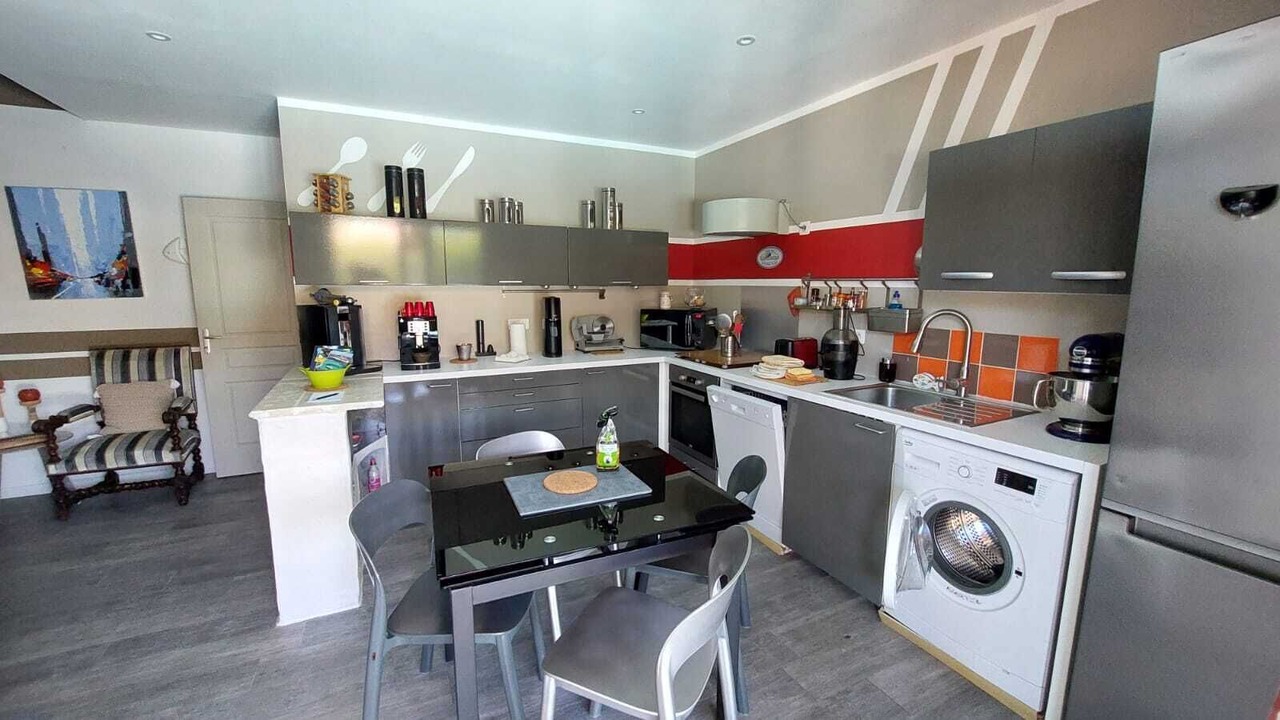 Photo of Kitchen in Zonza