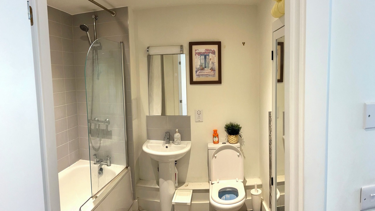 Photo of Others in Hackney