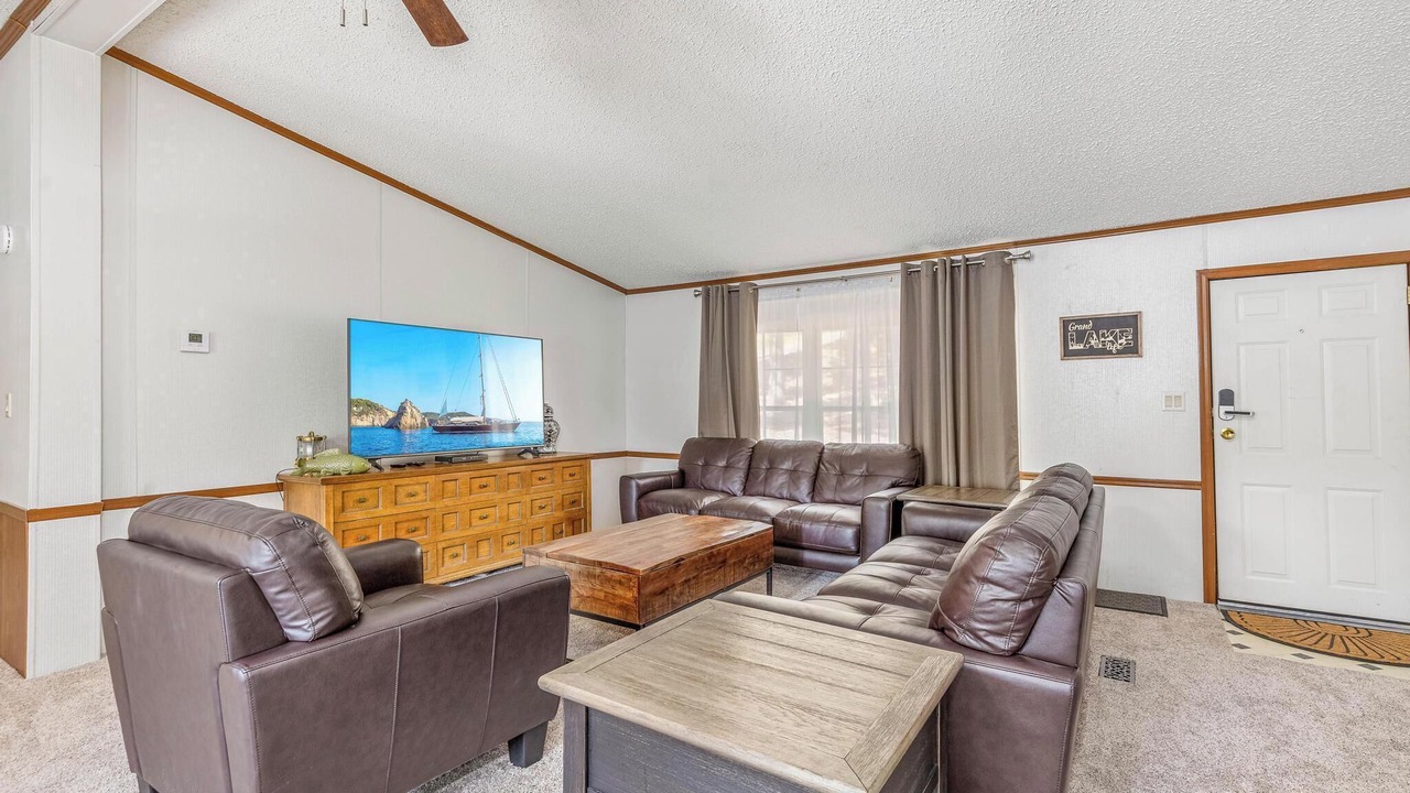 Photo of Livingroom in Dennis