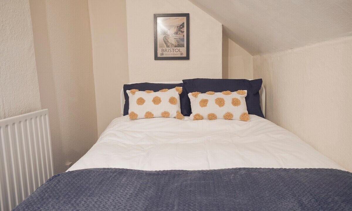 Photo of Others in Stoke Bishop