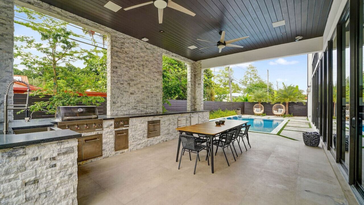Photo of Outdoor in Ludlam