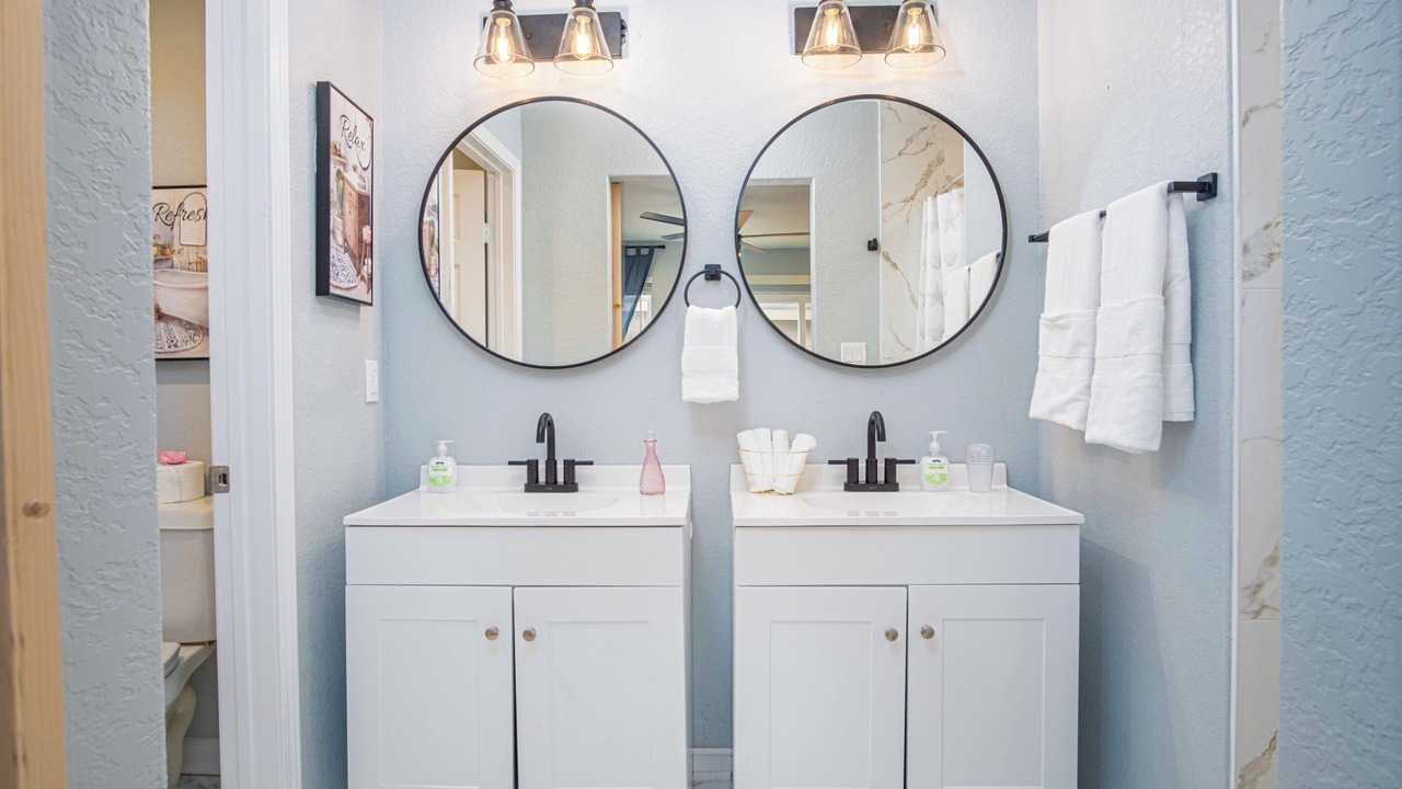 Photo of Bathroom in Near East Side