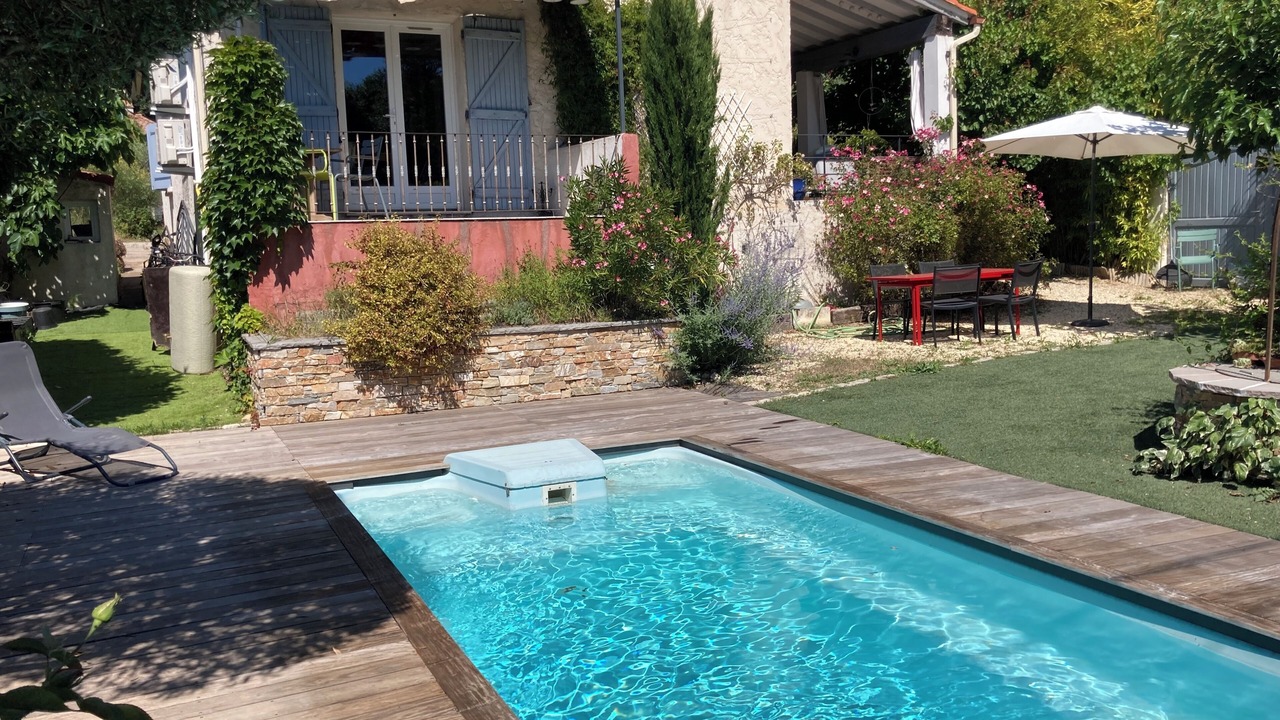 Photo of Outdoor in Bouc-Bel-Air