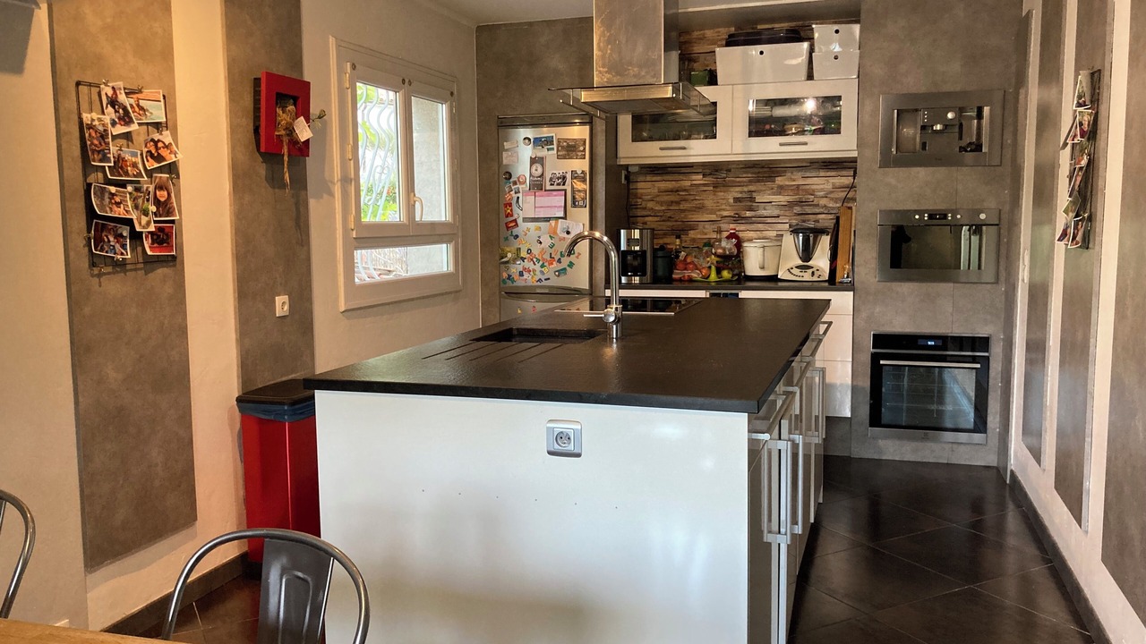 Photo of Kitchen in Bouc-Bel-Air