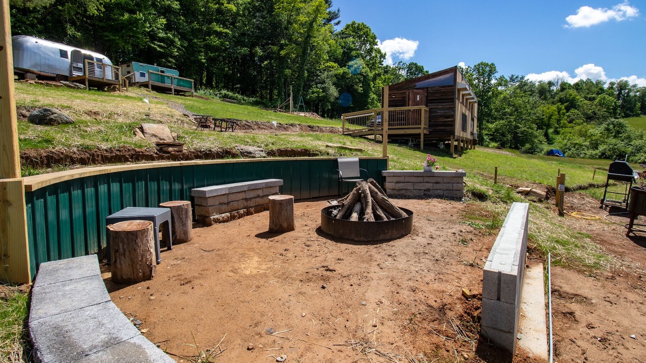 Photo of Outdoor in Floyd