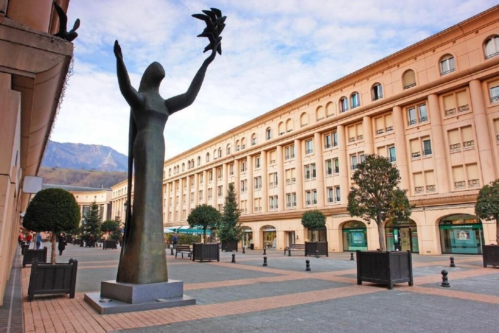 Photo of Others in Albertville