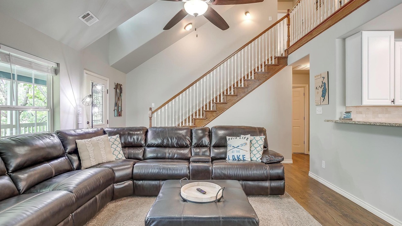 Photo of Livingroom in Chico