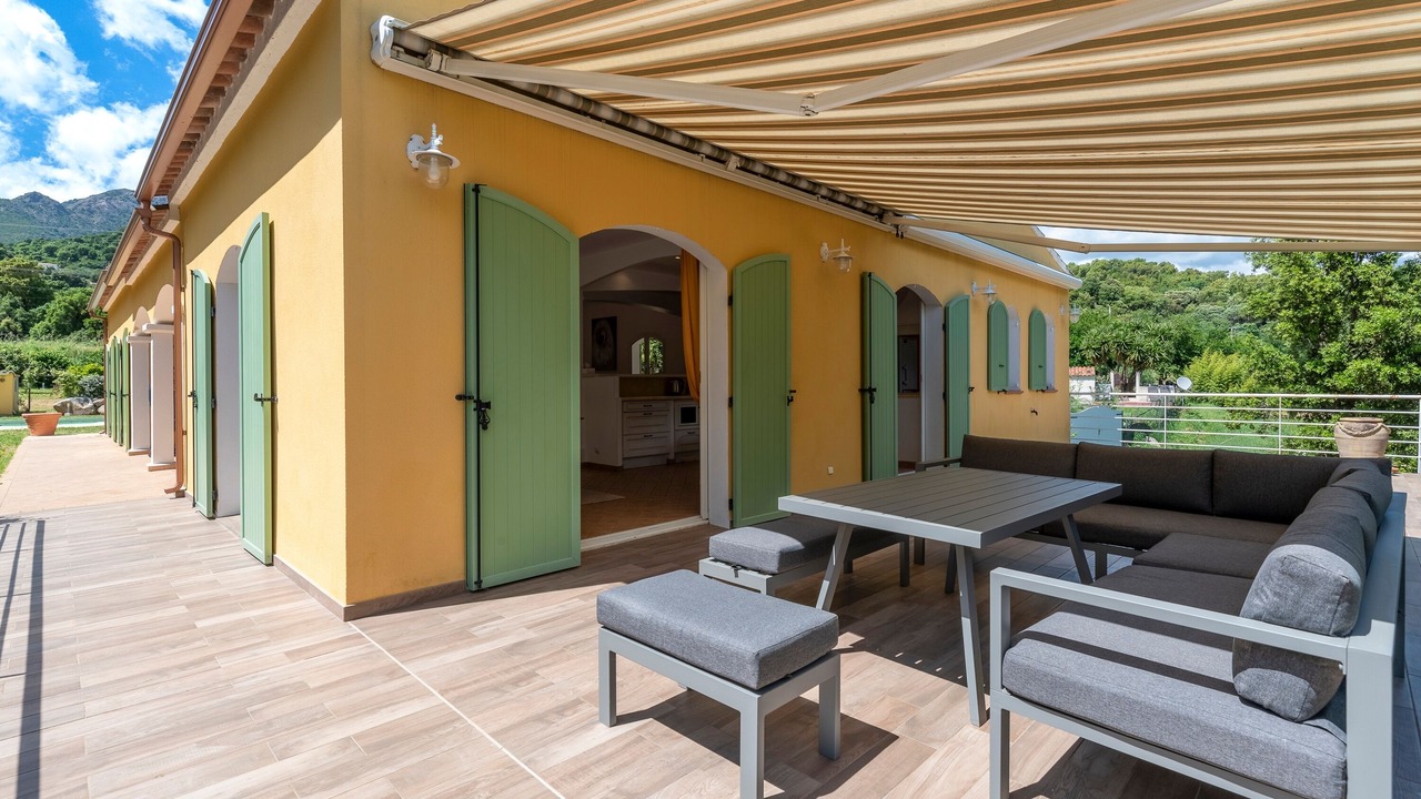 Photo of Patio Balcony in Tavaco