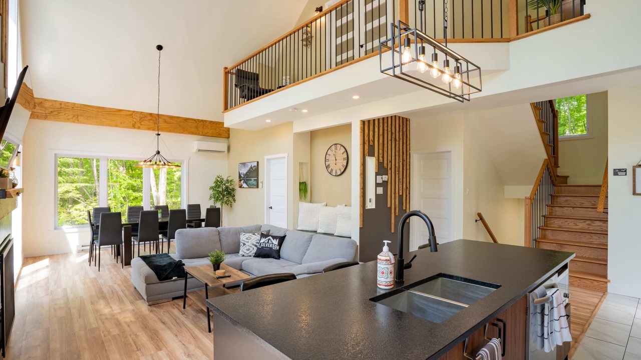 Photo of Livingroom in Pine Hill
