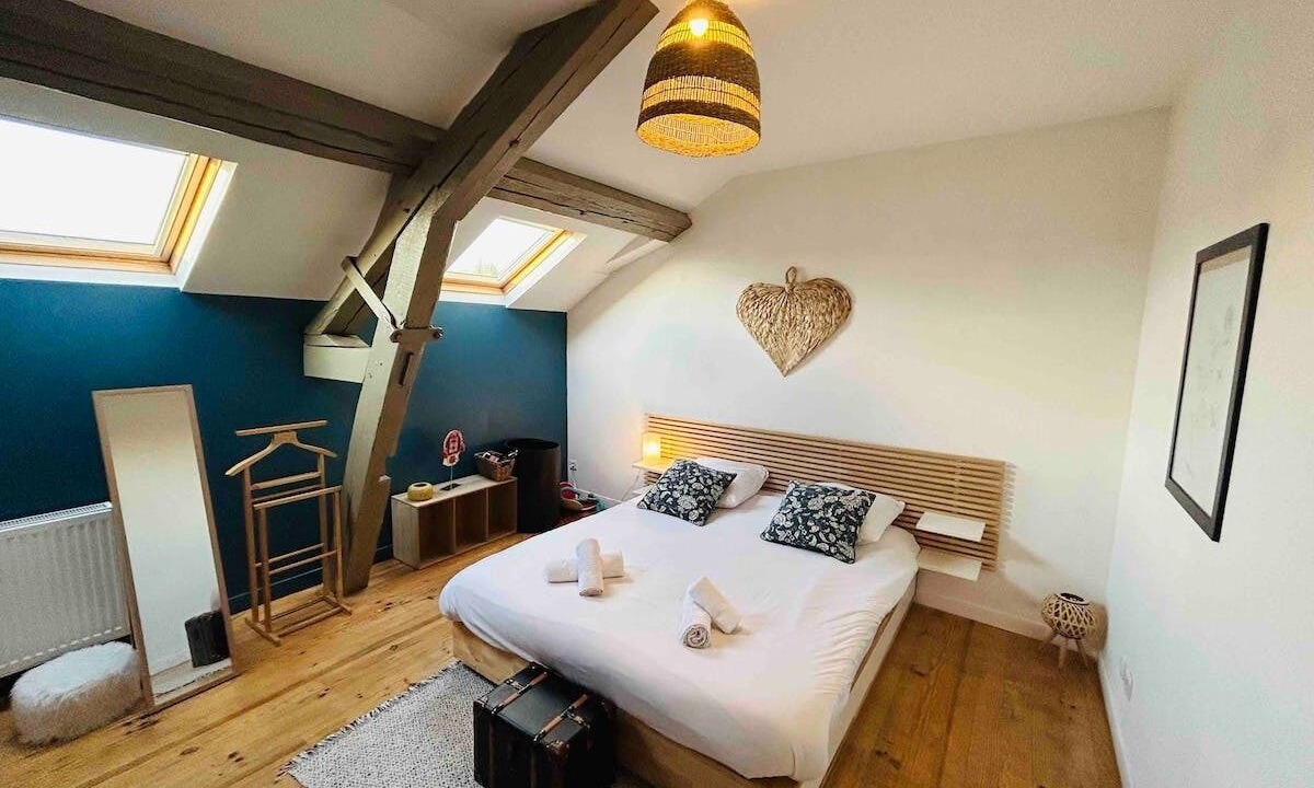 Photo of Others in Jamin