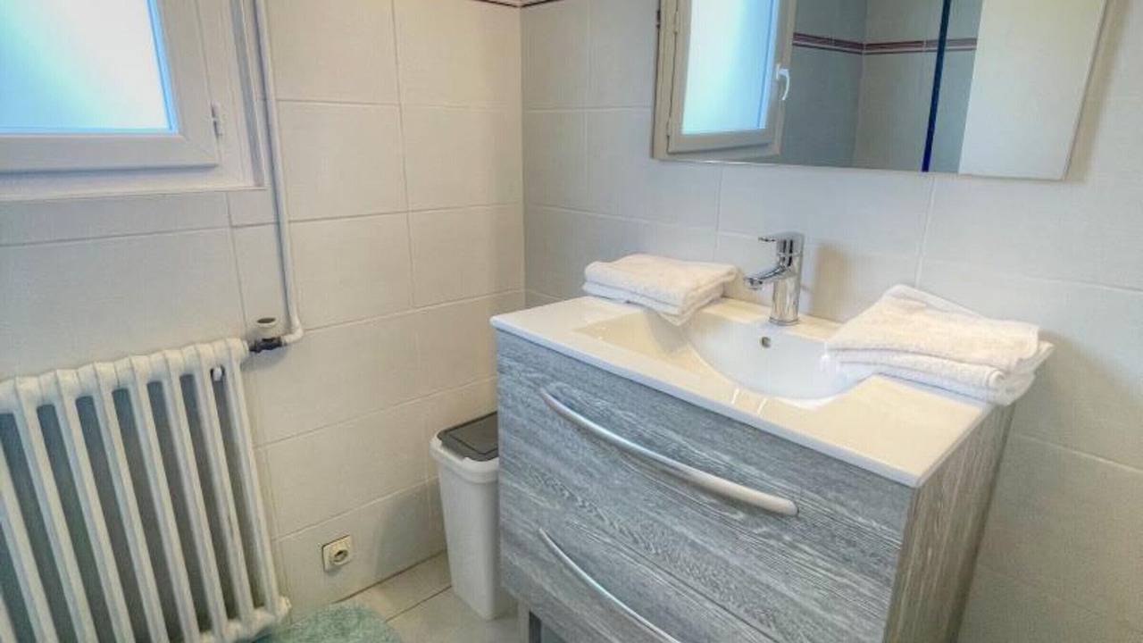Photo of Bathroom in Chouze-sur-Loire