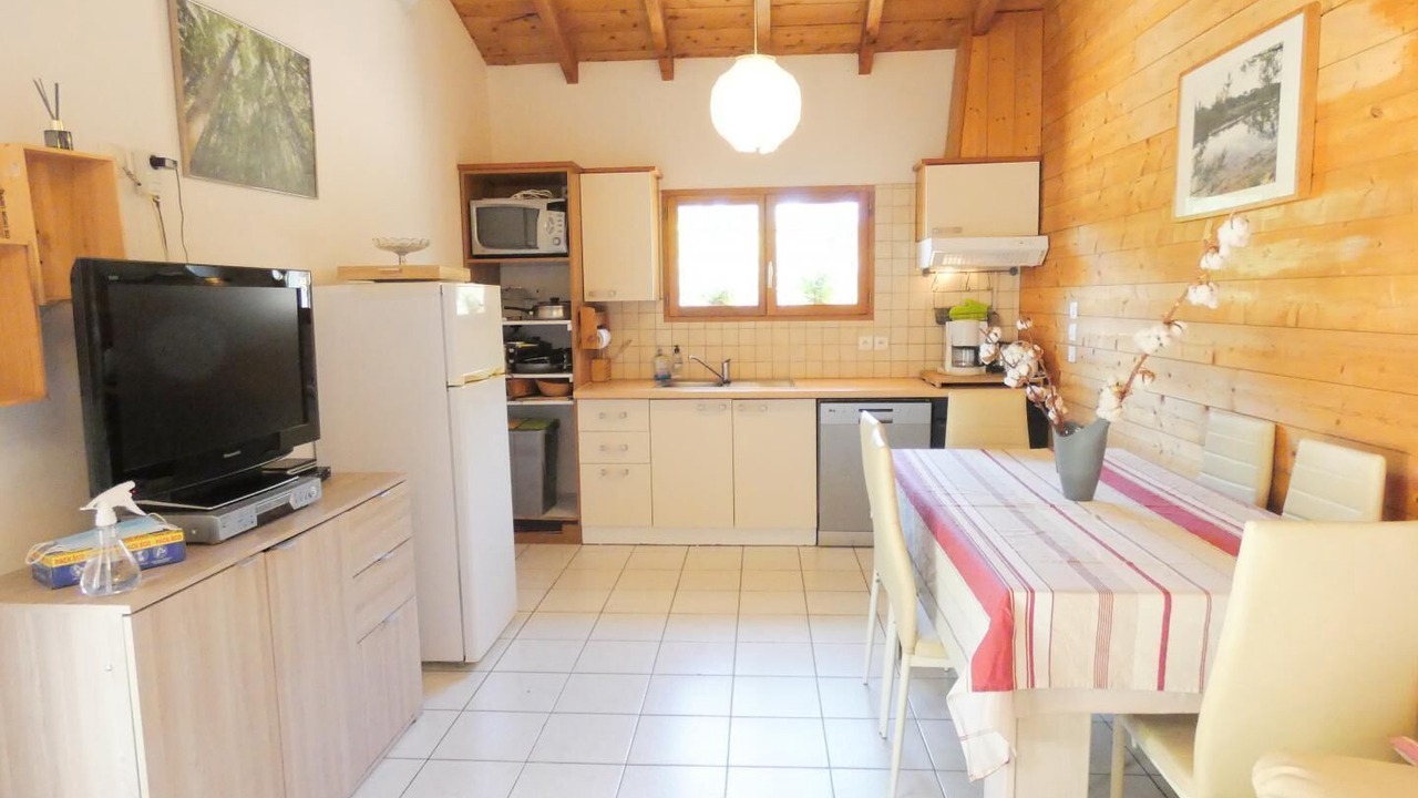 Photo of Kitchen in Mezos