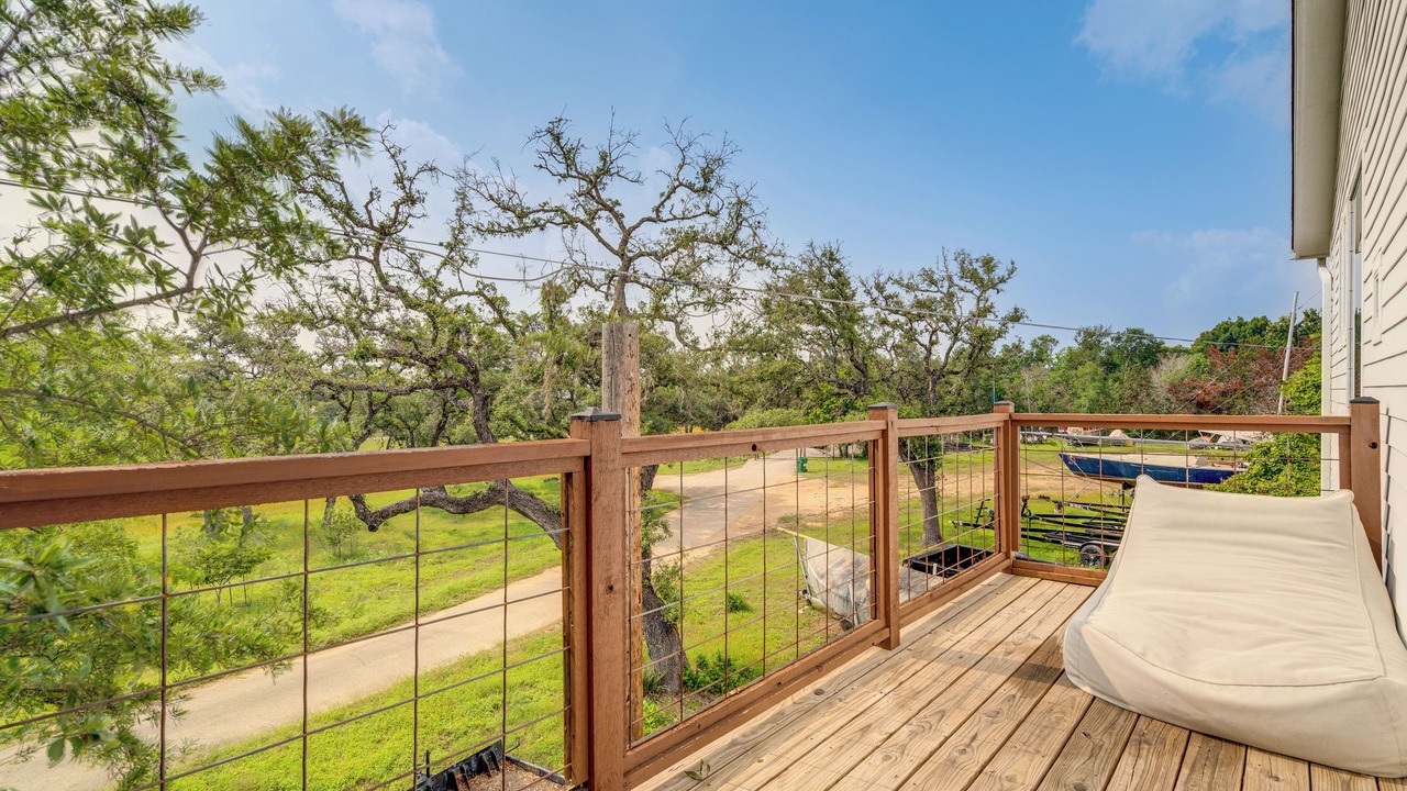 Photo of Outdoor in Hudson Bend