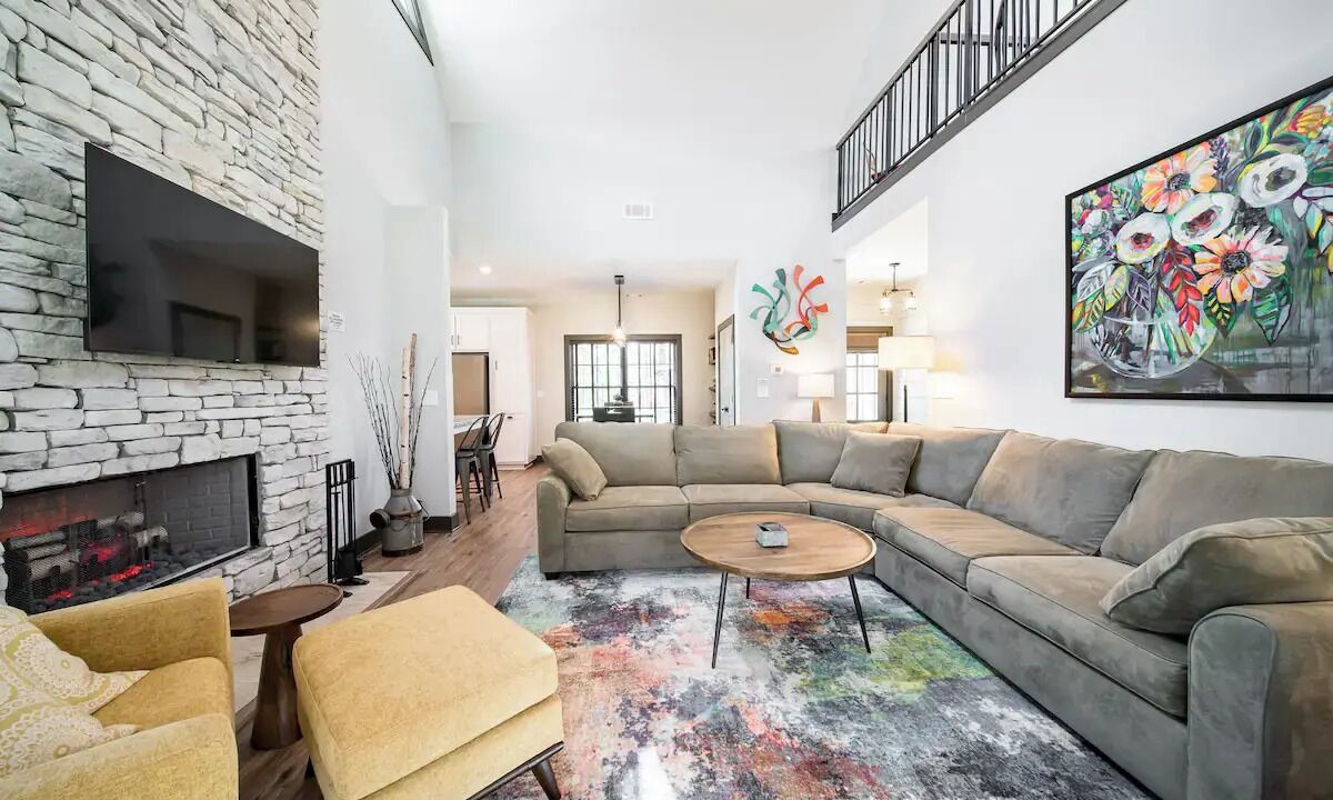 Photo of Livingroom in Pine Mountain