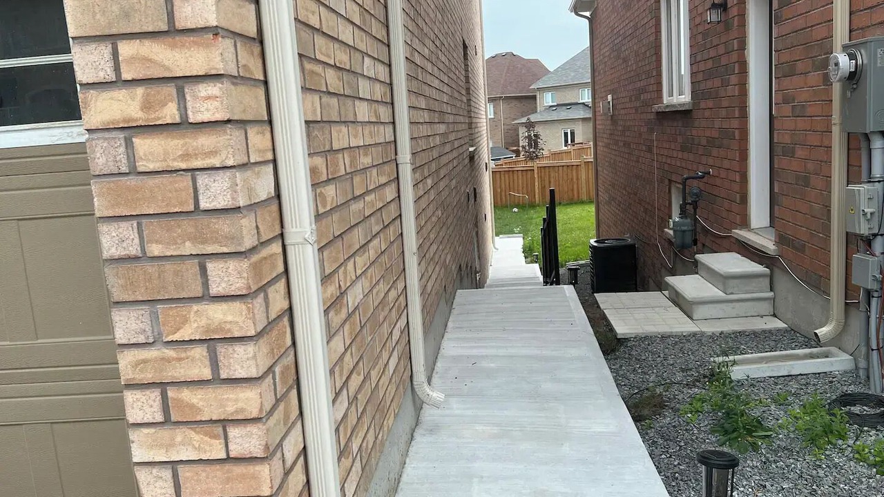 Photo of Outdoor in Bowmanville