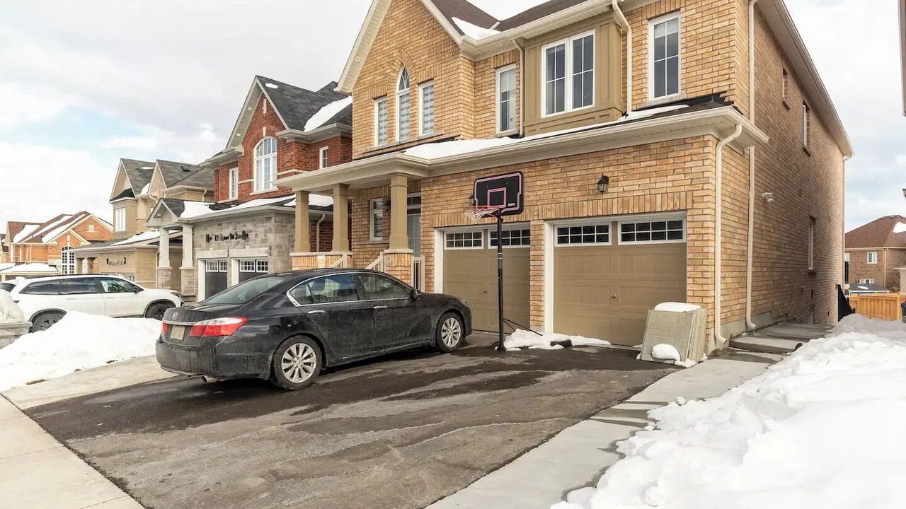 Photo of Outdoor in Bowmanville