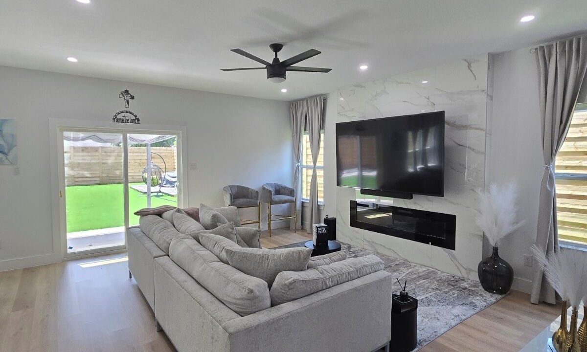 Photo of Livingroom in South Dallas - Fair Park
