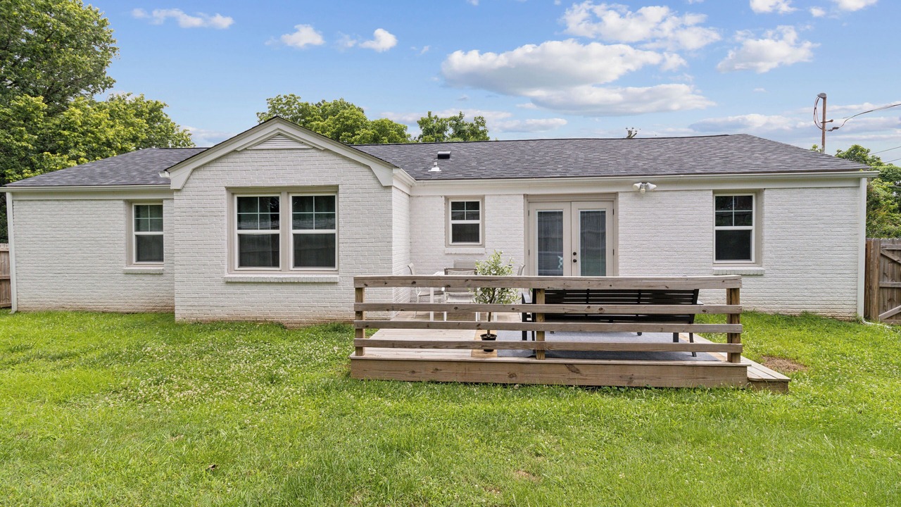 Photo of Outdoor in Merry Oaks