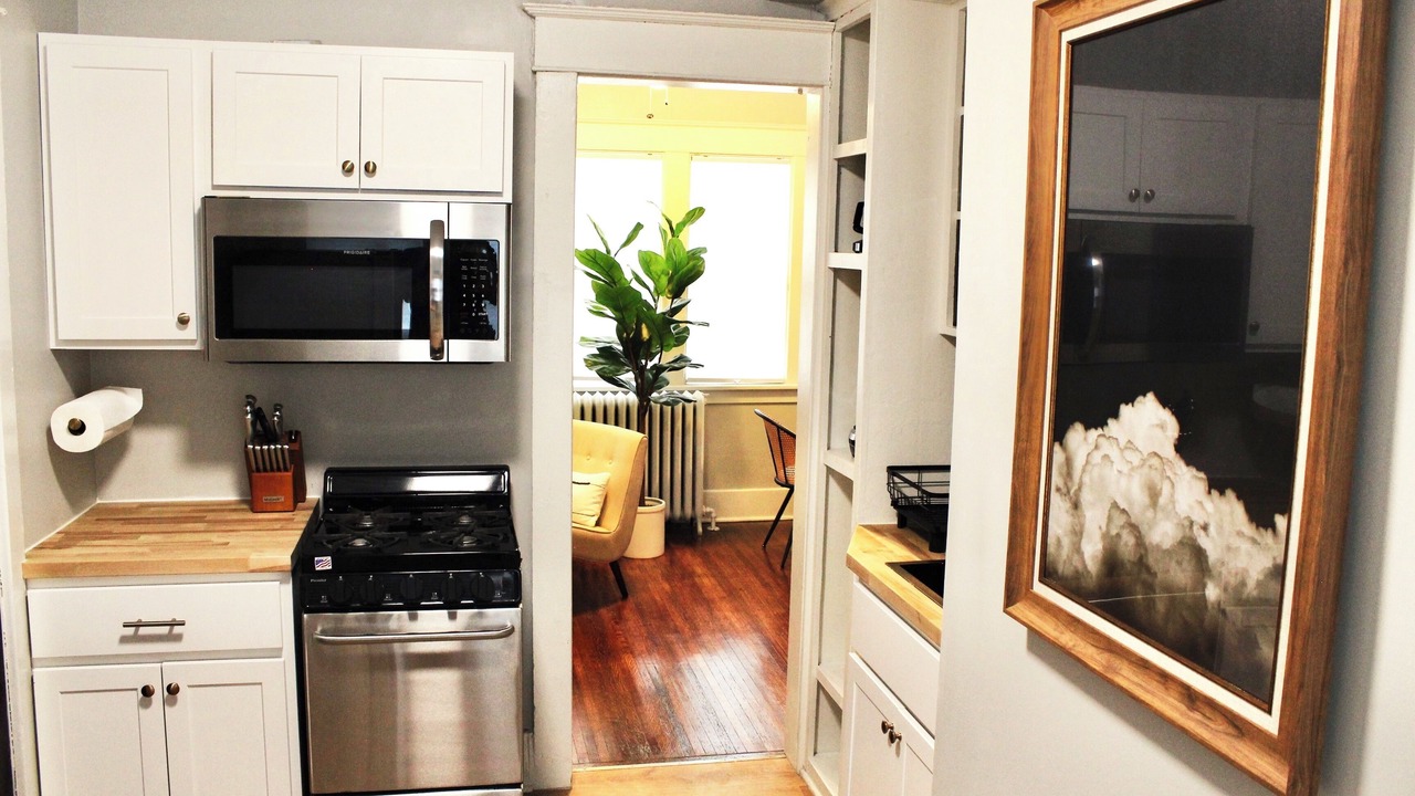 Photo of Kitchen in Front Park