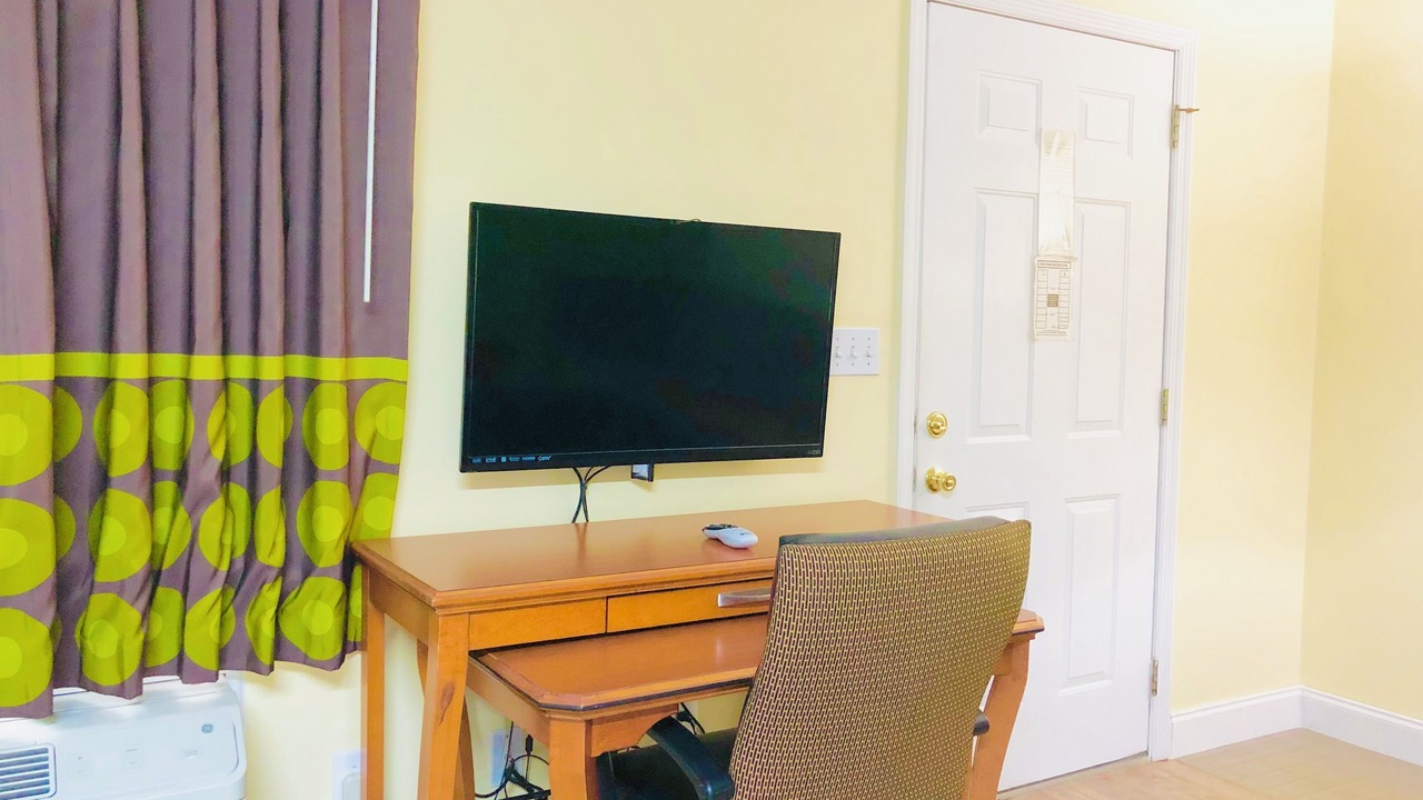 Photo of Livingroom in Cleveland