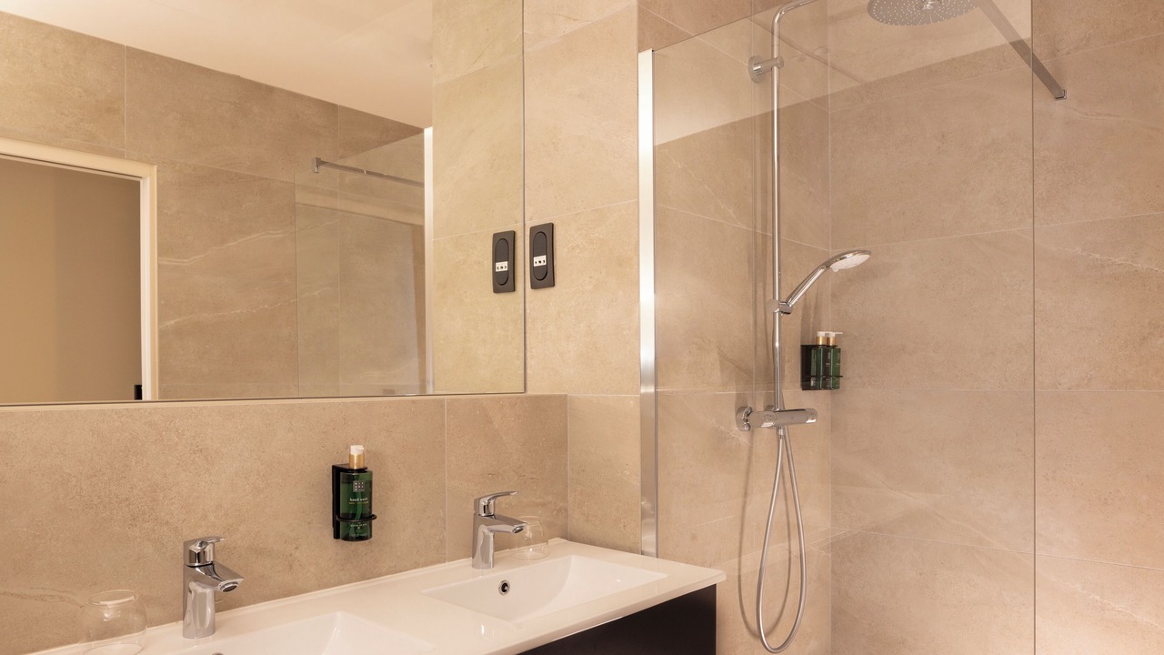 Photo of Others in Sens