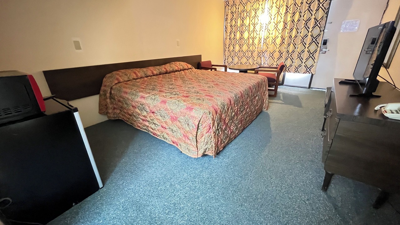 Photo of Bedroom in Mountain City