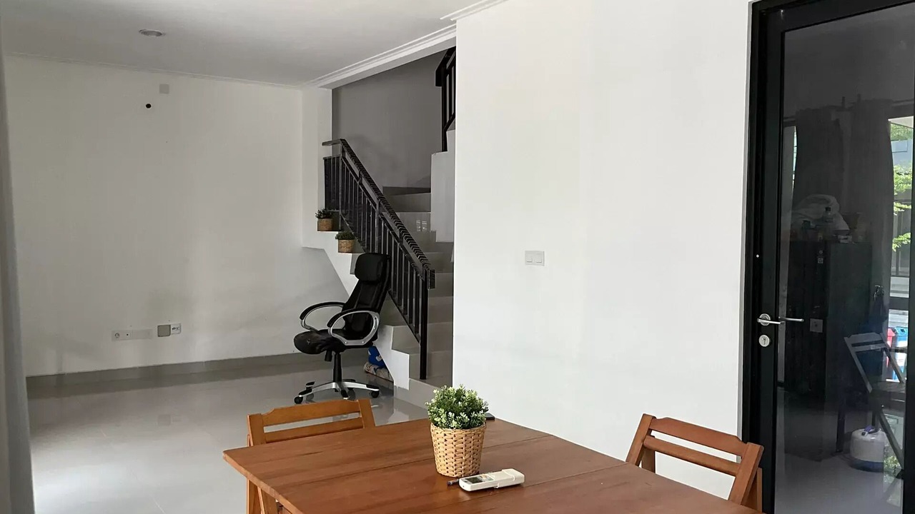 Photo of Others in Cikokol