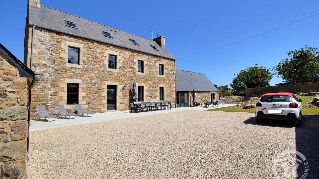 Photo of Outdoor in Plougrescant