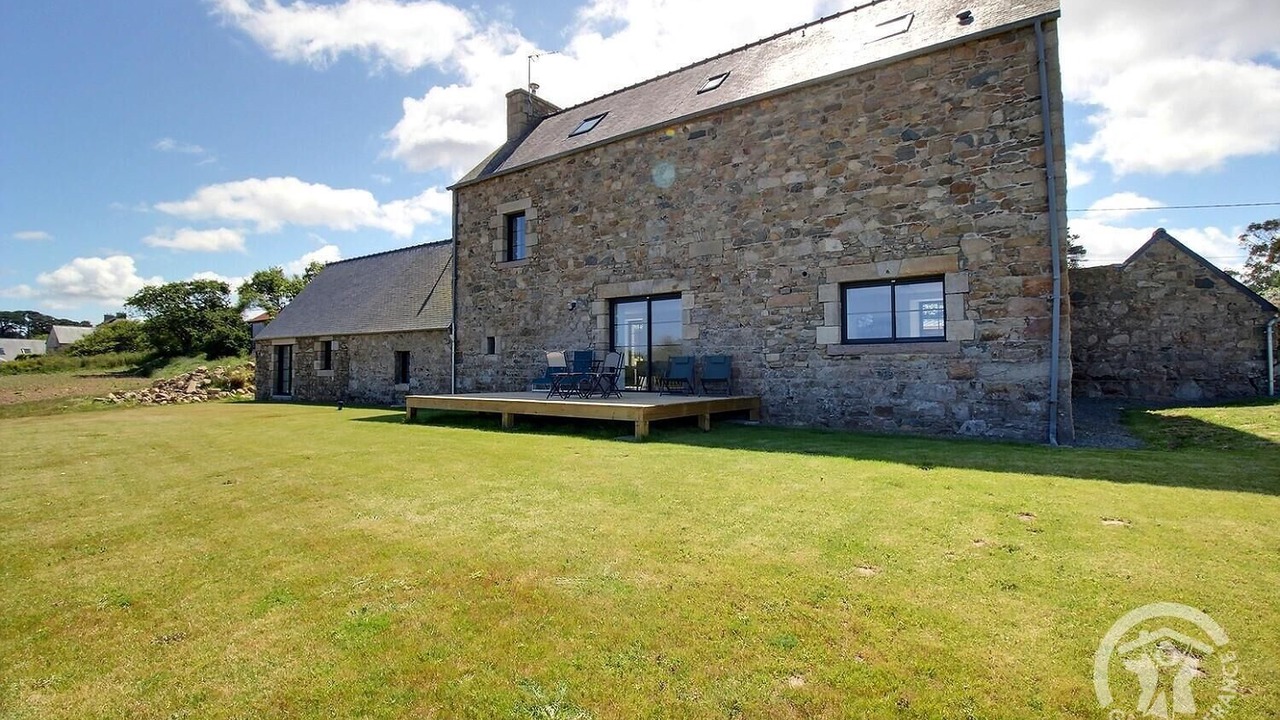 Photo of Outdoor in Plougrescant