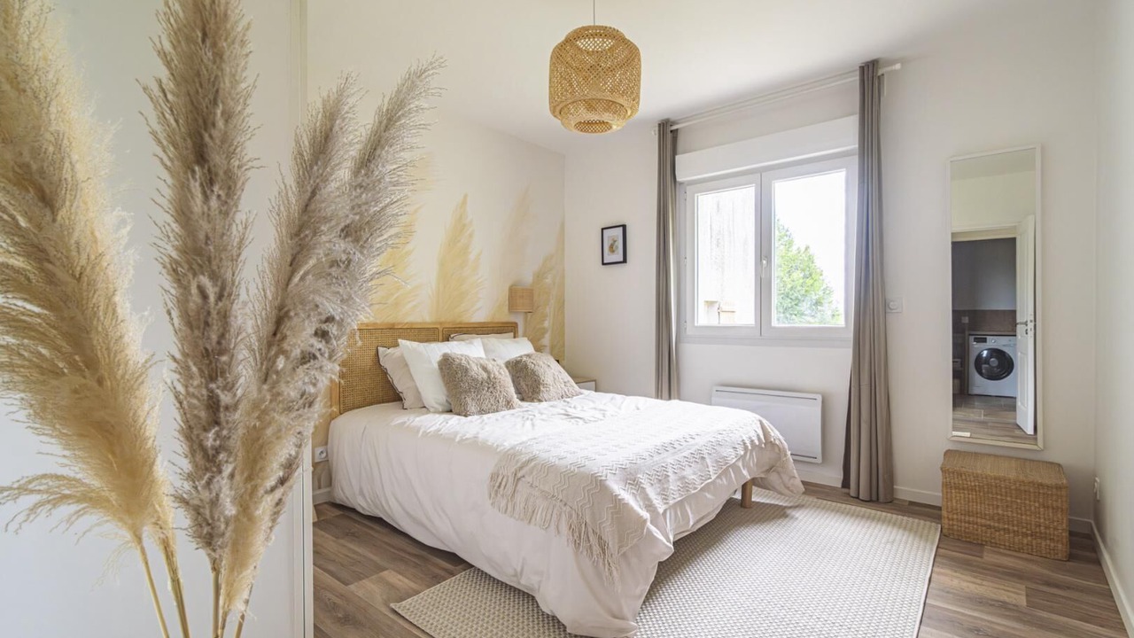 Photo of Others in Athis