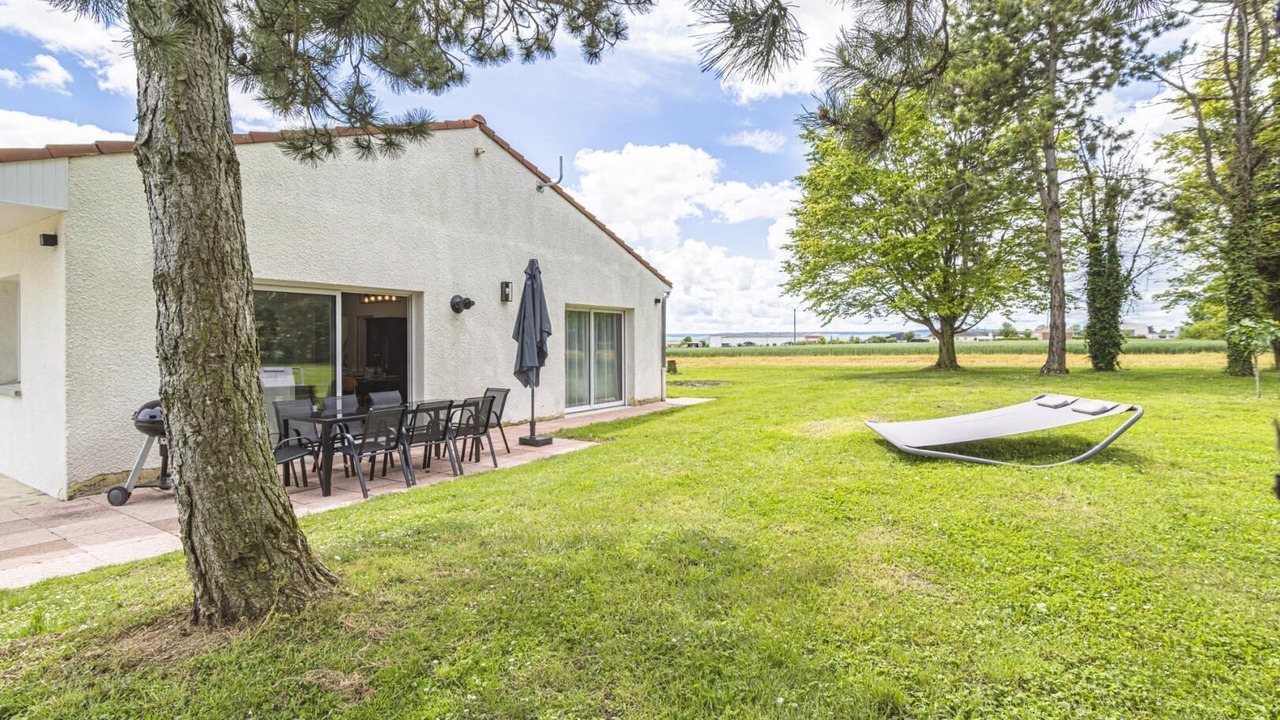 Photo of Others in Athis