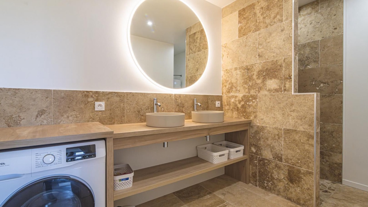 Photo of Bathroom in Athis