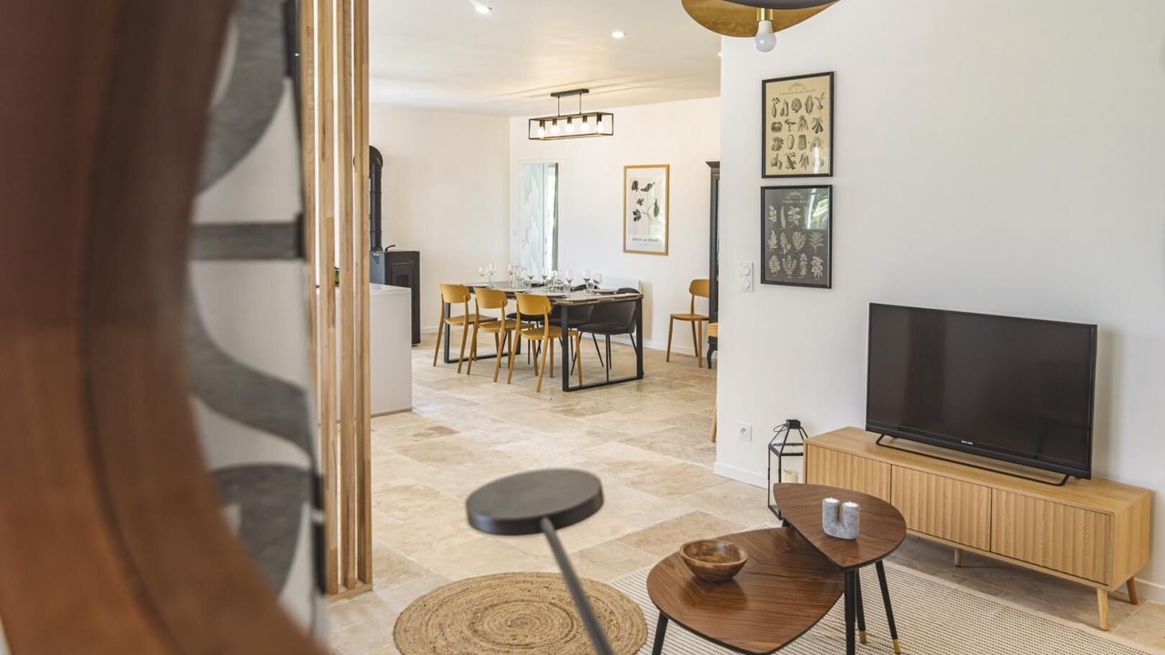 Photo of Others in Athis