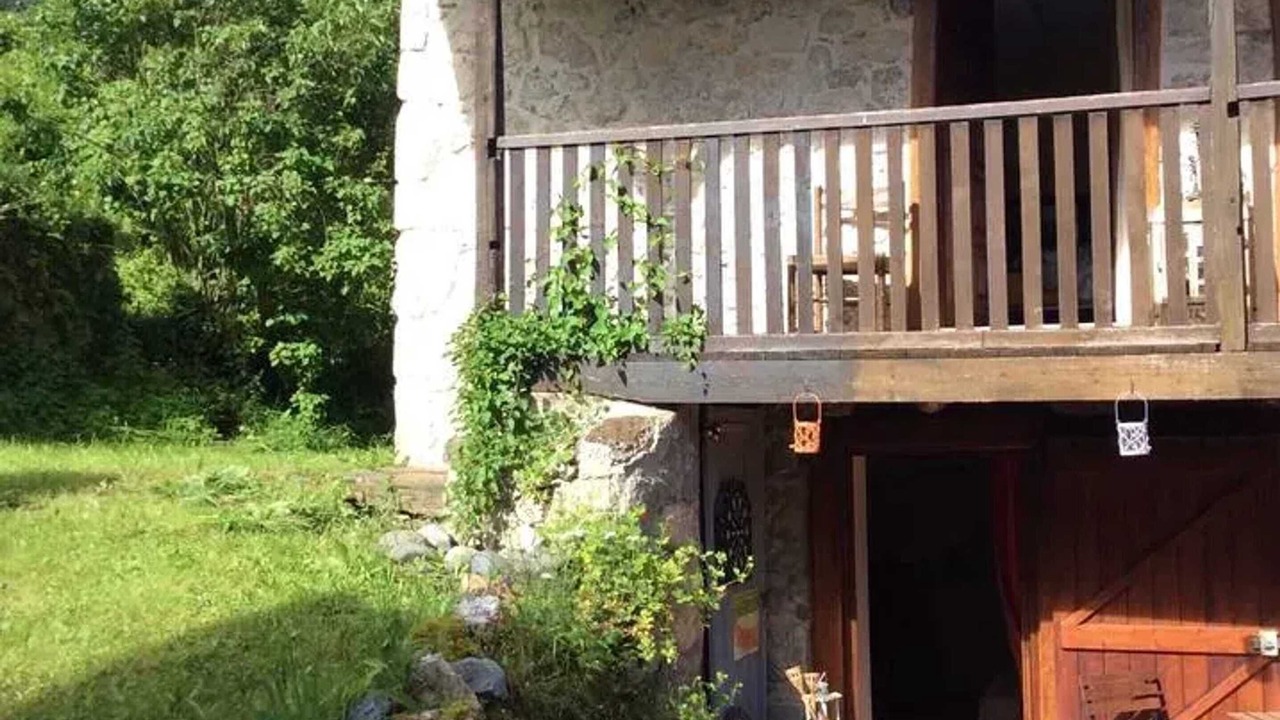 Photo of Outdoor in Herran