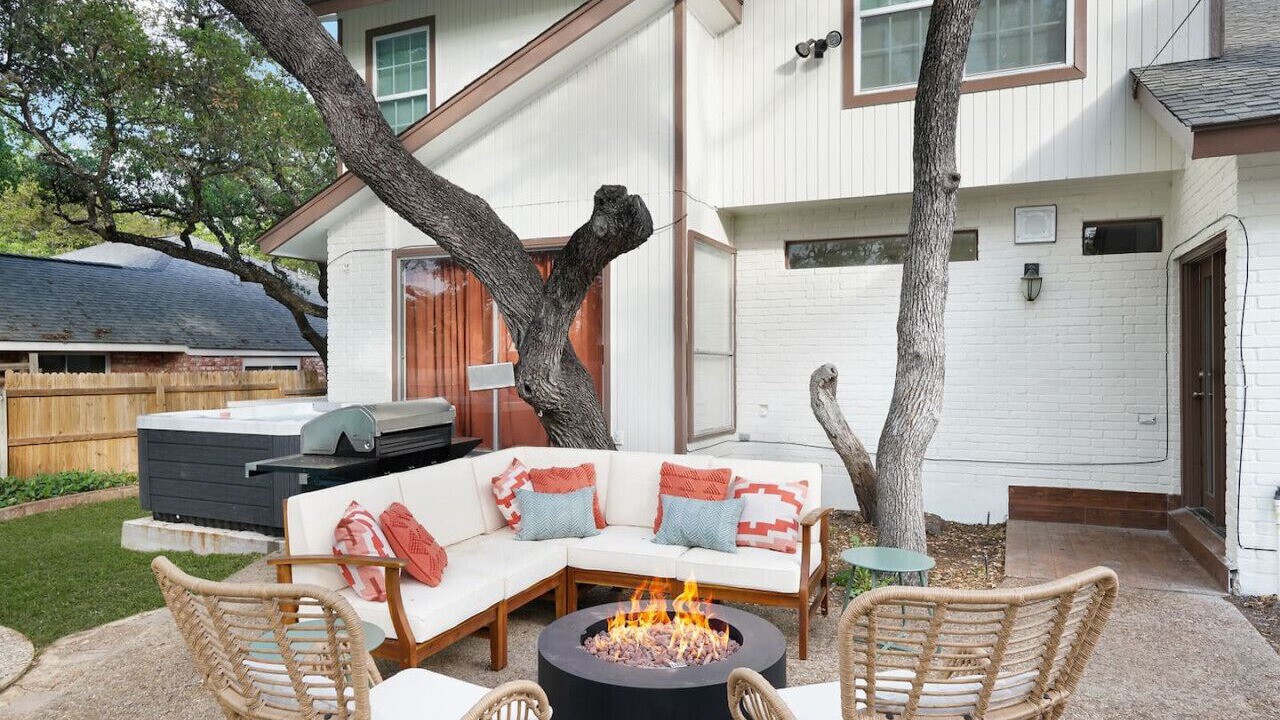 Photo of Patio Balcony in Whispering Oaks