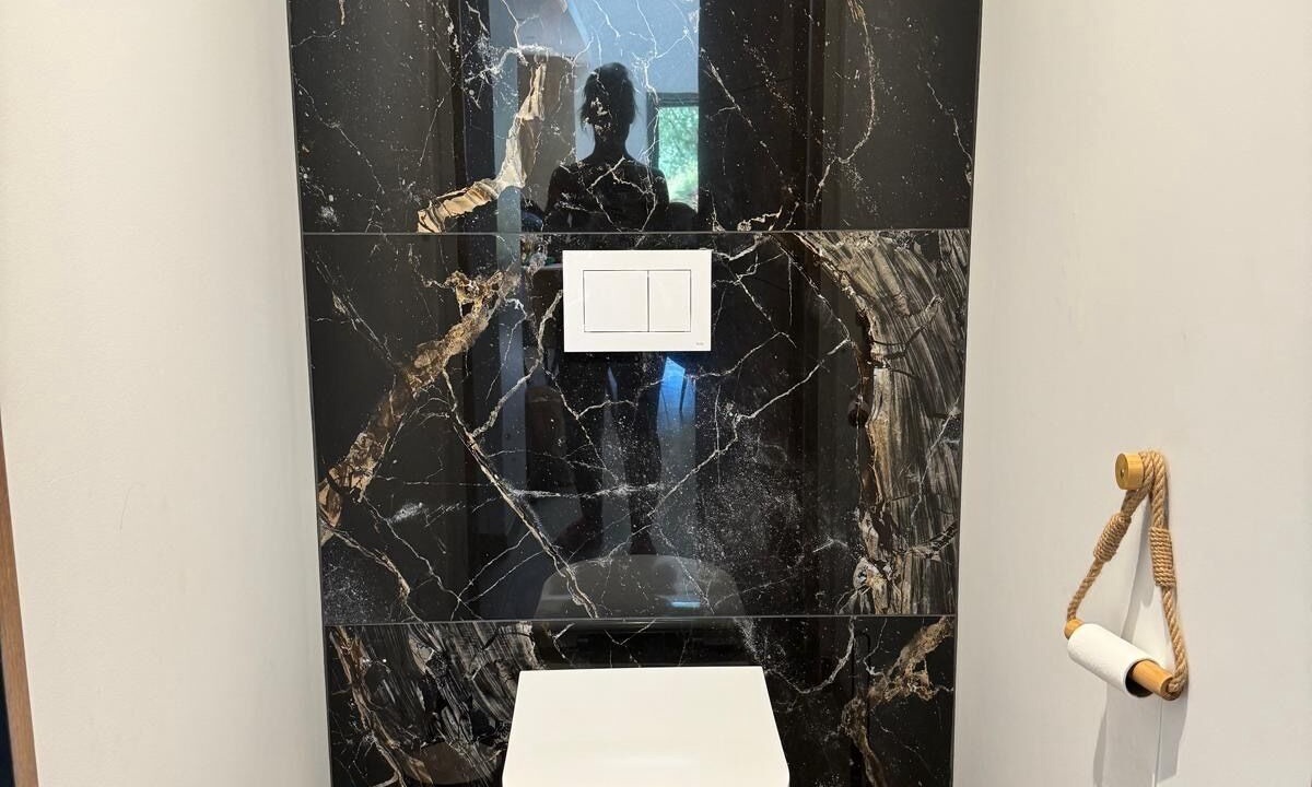 Photo of Others in Cales